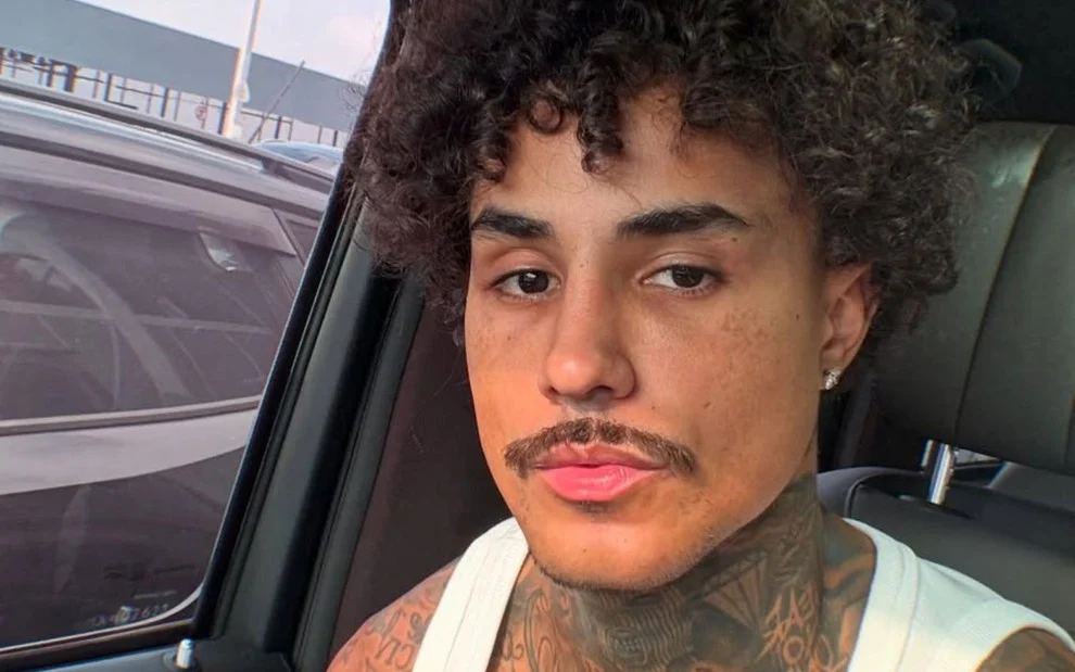 MC Livinho se acidenta e vai parar na UTI