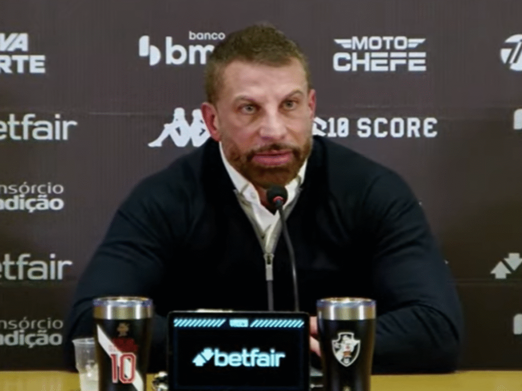 Pedrinho é sincero sobre contratações no Vasco: “Eu nunca prometi…”