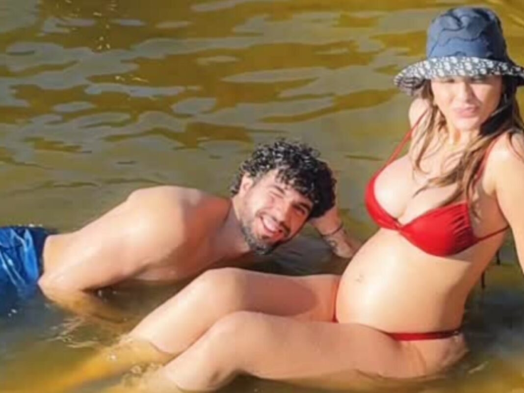 Grávida, Rafa Kalimann chama atenção nas redes sociais