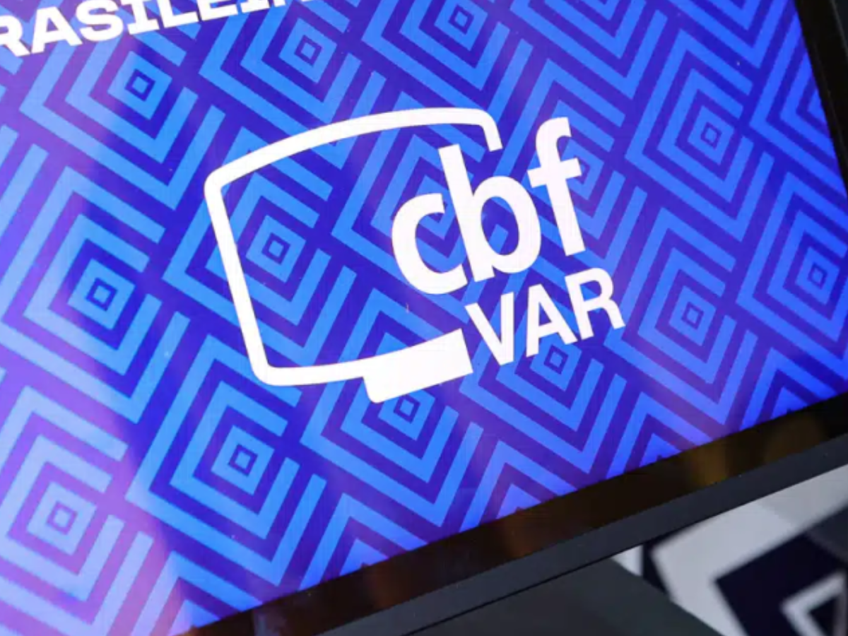 VAR - árbitro de vídeo (Foto: Divulgação/CBF)