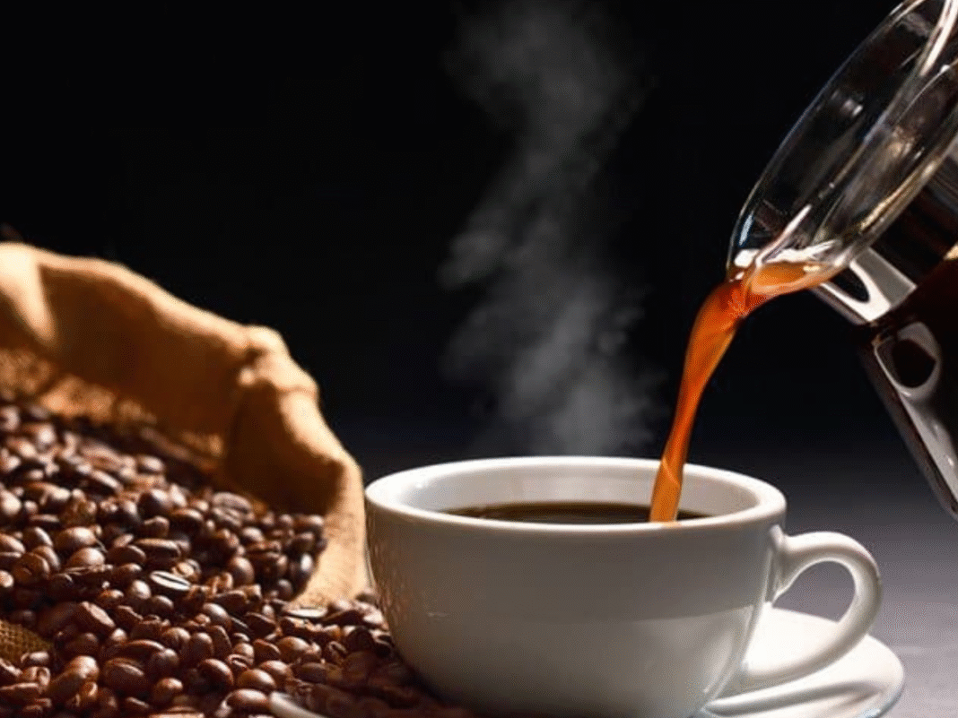 Estudo mostra impactos do café na rotina do sono