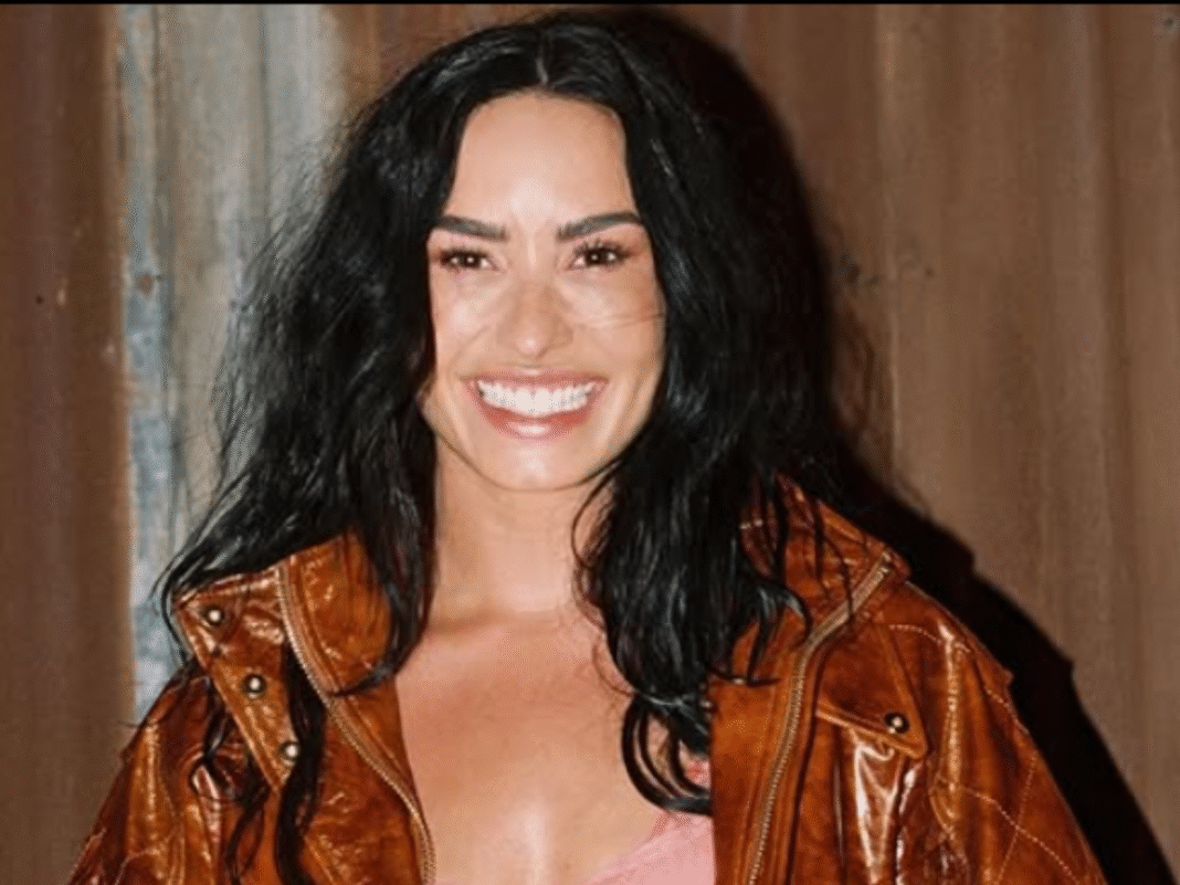Demi Lovato admite perda de confiança para atuar, mas projeta retorno
