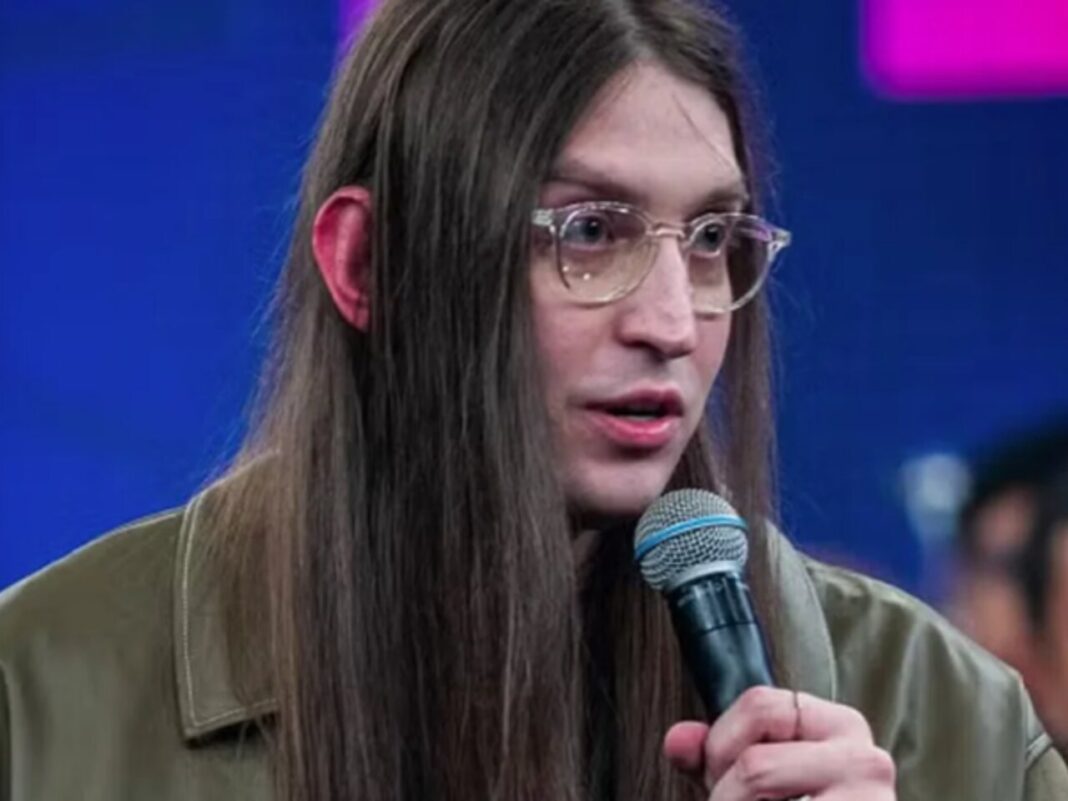 Na Globo, Felca fala sobre processo de produção do documentário que levou à prisão de Hytalo Santos