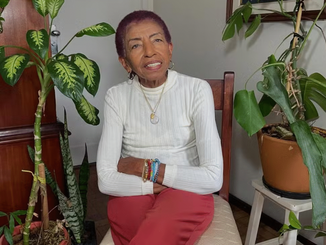 Internada, Leci Brandrão responde bem a tratamento