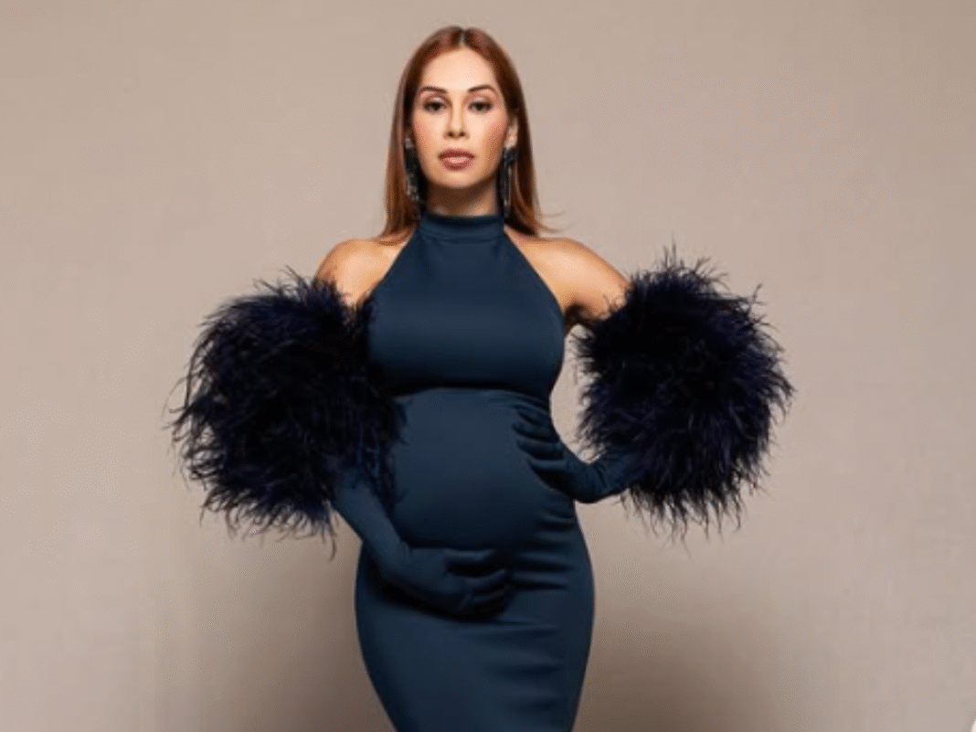 Maíra Cardi faz ensaio fotográfico de gravidez; veja