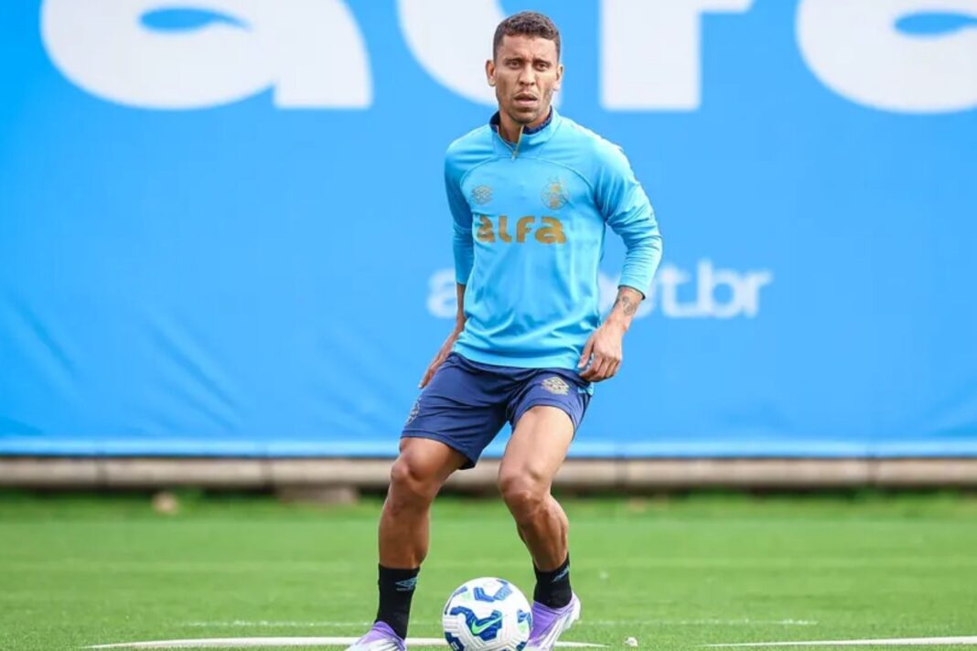 A declaração de Marcos Rocha direcionada a Riquelme e Alysson, do Grêmio