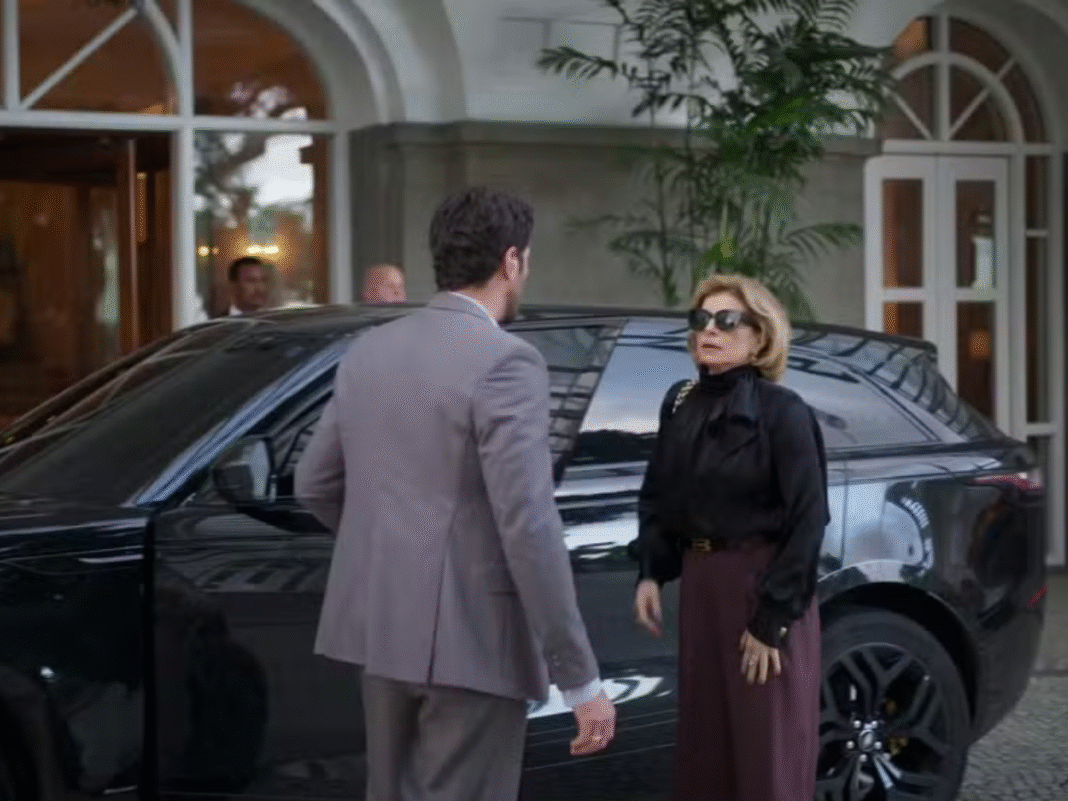 Vale Tudo: Odete dispensa Walter