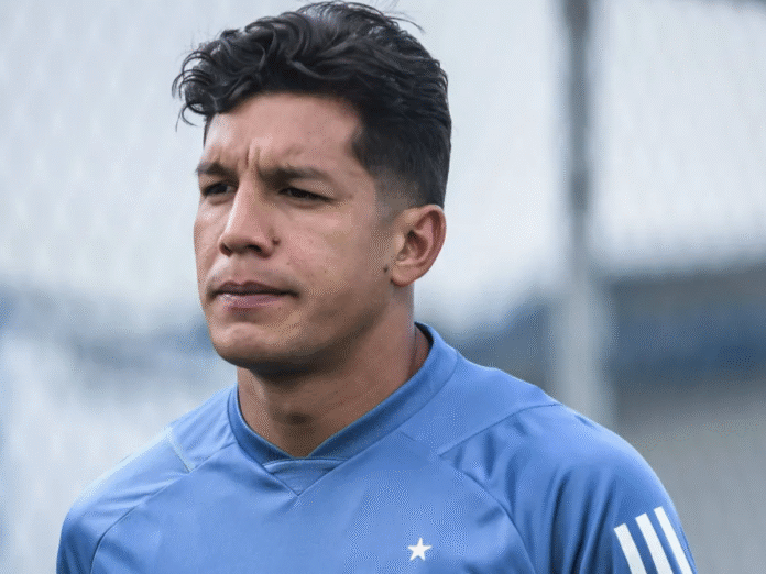 Romero na Toca da Raposa (Foto: Gustavo Aleixo/Cruzeiro)