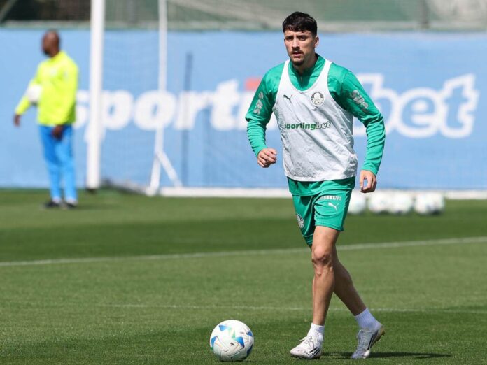 Piquerez em treino na Academia (Foto: César Grecp/Palmeiras)