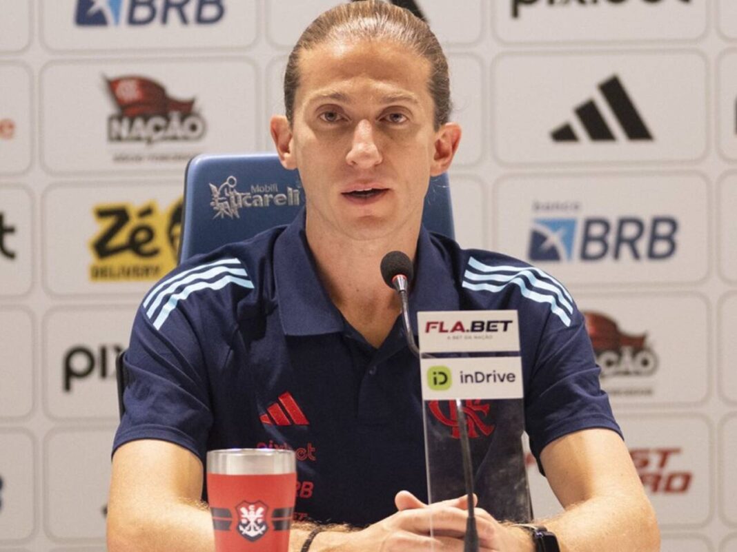 Filipe Luís faz revelação envolvendo Rossi, do Flamengo