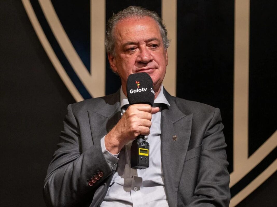 Torcida do Atlético-MG protesta contra diretoria: “medíocre e frouxa”