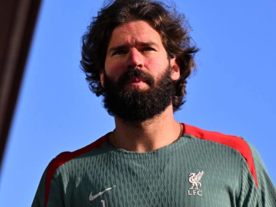 Liverpool: Alisson se leisona e vira dúvida para convocação da Seleção Brasileira
