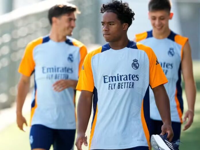 Endrick em treino pelo Real Madrid (Foto: Divulgação)