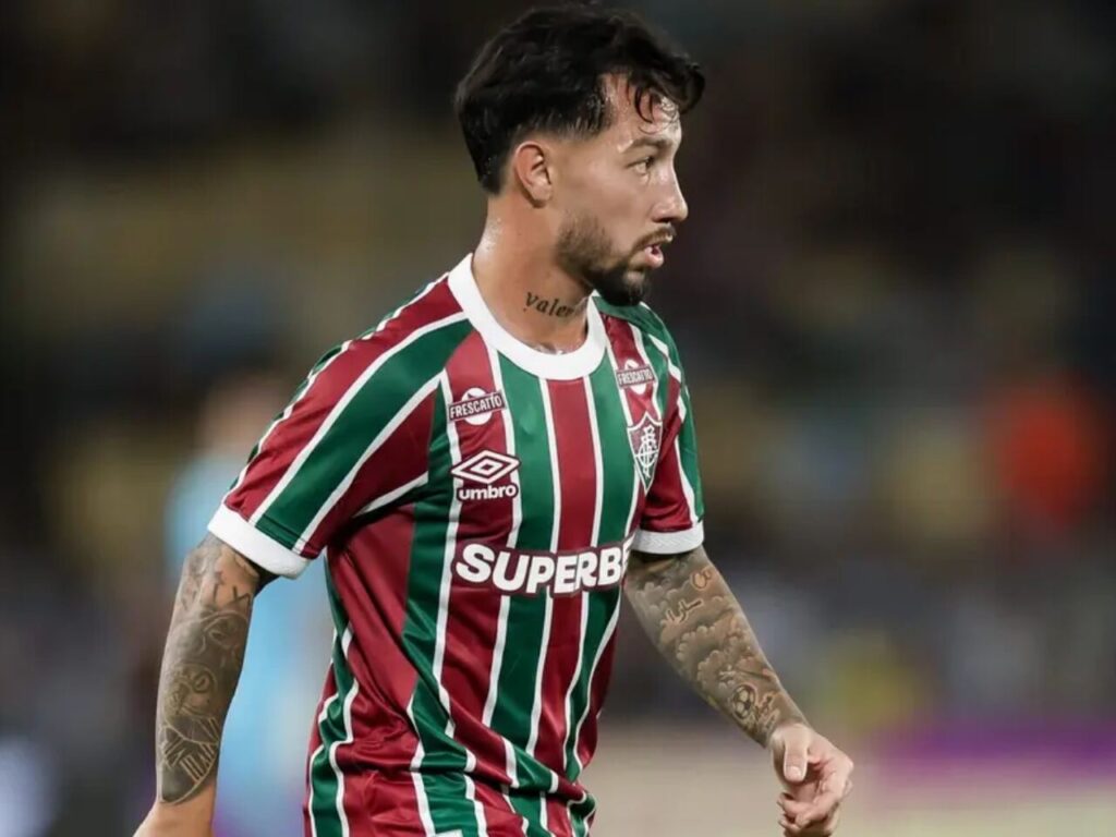 Lucho Acosta vira maestro no Tricolor (Foto: Marcelo Gonçalves/Fluminense)