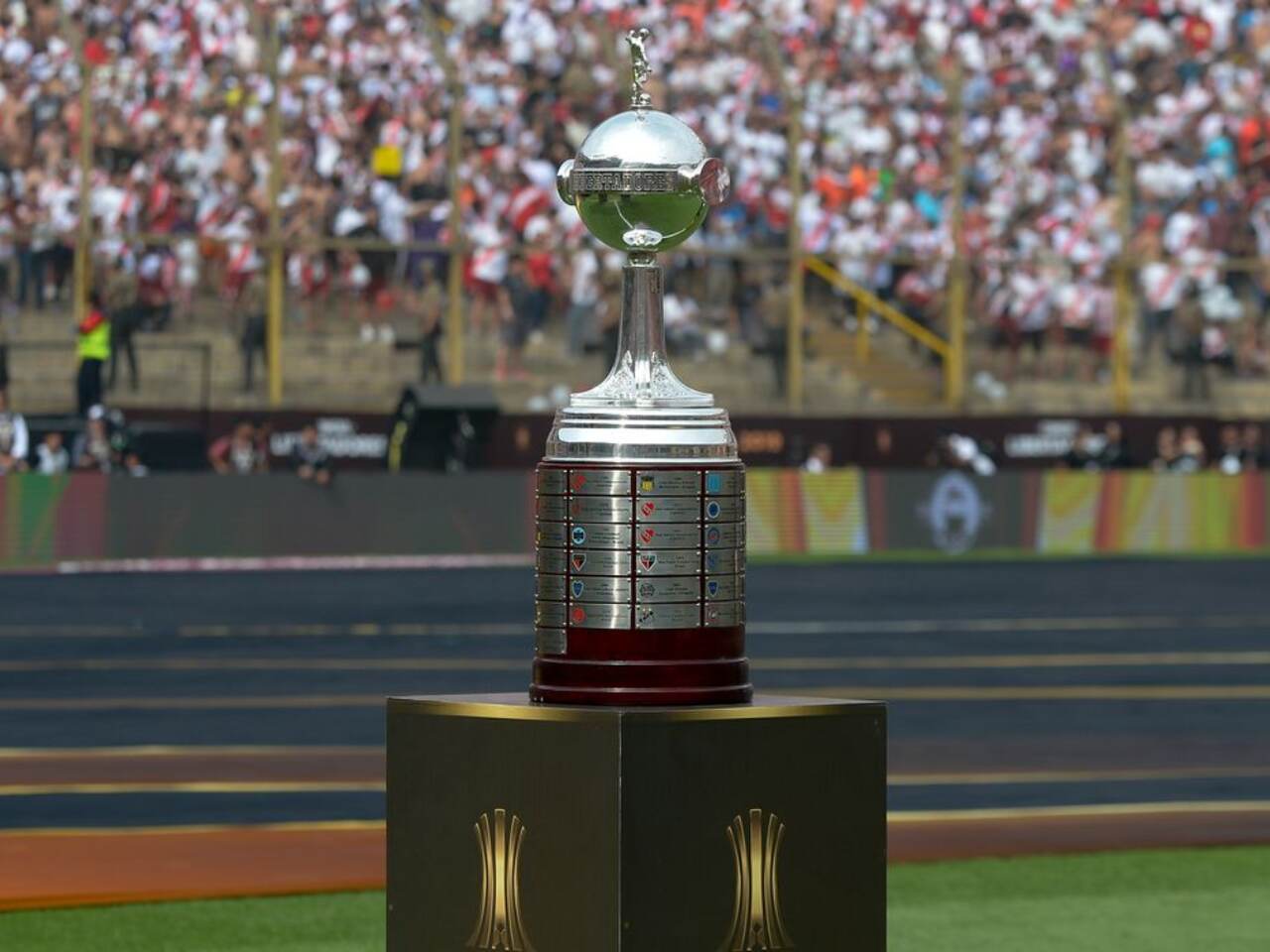 Troféu Conmebol Libertadores, Estádio Monumental, em Lima, no Peru (Foto: Alexandre Vidal/Flamengo)