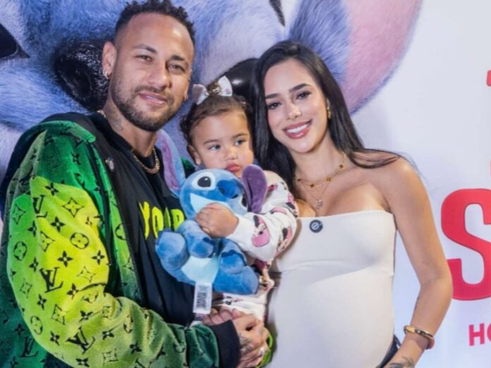 Neymar acompanhado de Mavie e Bruna Biancardi (Foto: Reprodução/Instagram)