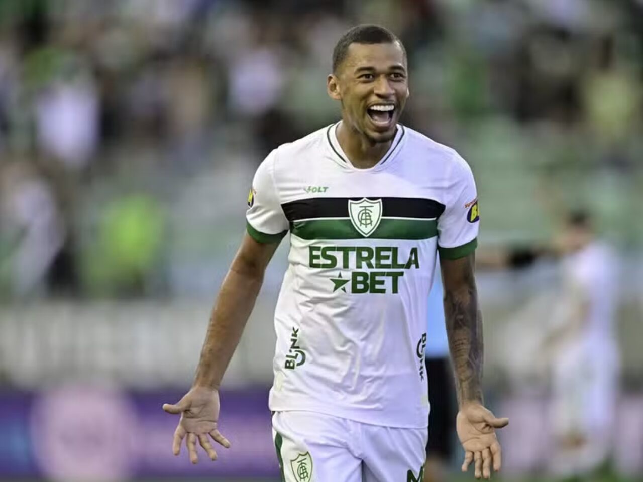 Fabinho deixa o América-MG antes do fim do contrato