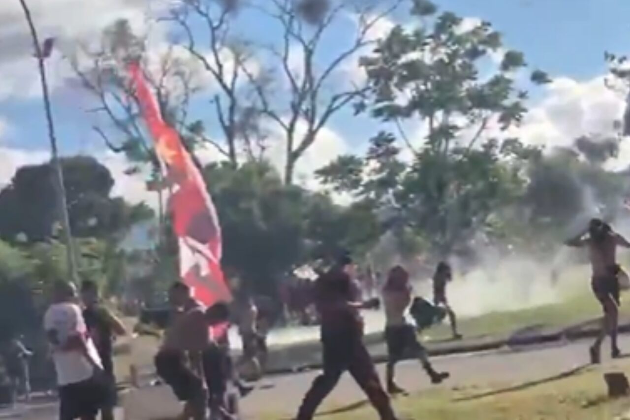Torcedor do Flamengo fica ferido após confusão durante AeroFla