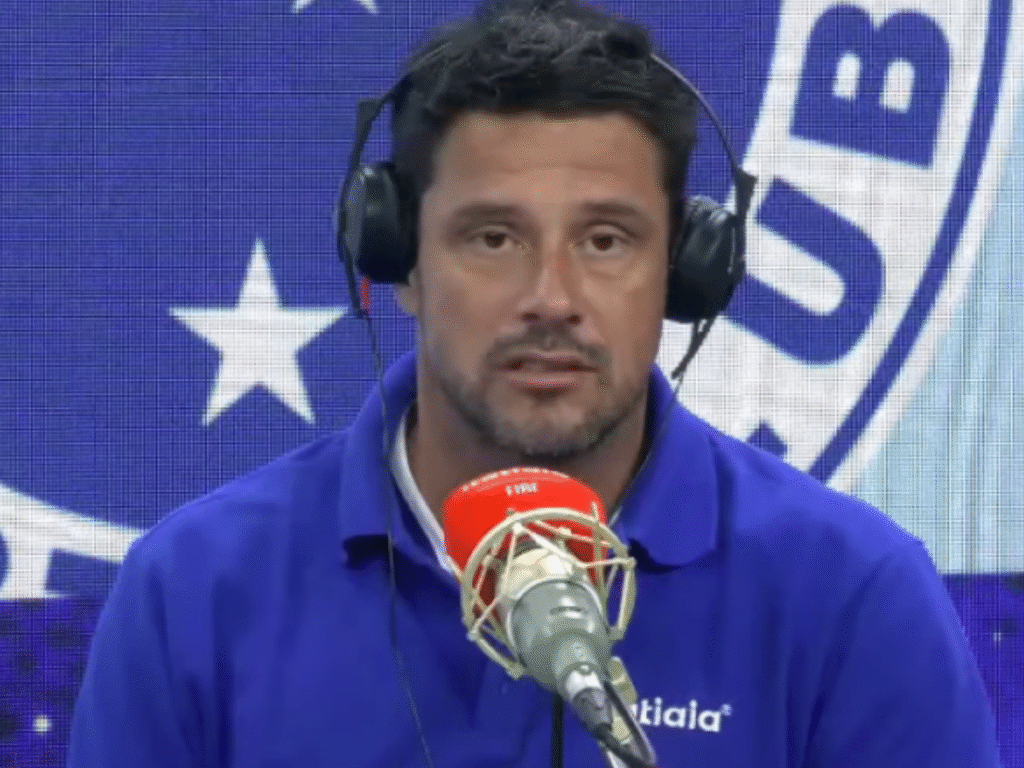 Fabrício, ex-Cruzeiro, pela Itatiaia