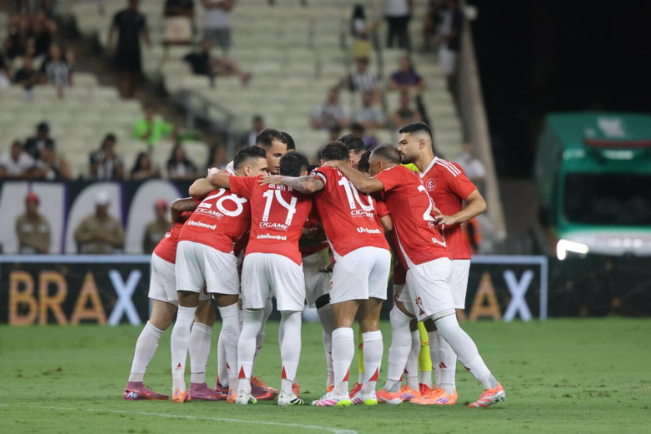 Internacional vence o Ceará fora de casa