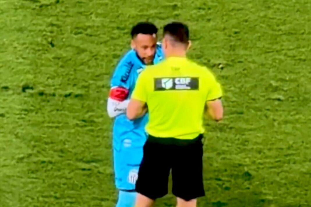 Vídeo: dublador revela o que Neymar disse ao sair de campo em Flamengo x Santos