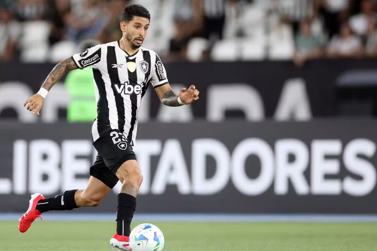 Botafogo x Corinthians: Santi Rodríguez vai jogar?