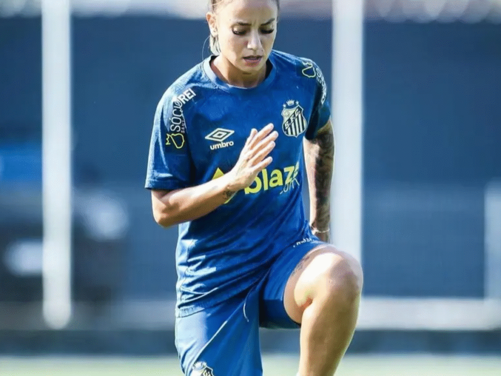 Thaisinha em treino do Santos