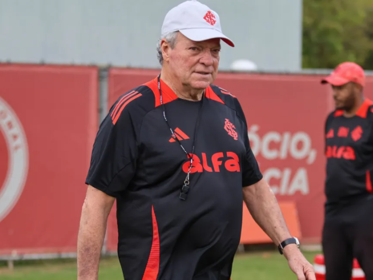 Vídeo: Abel Braga causa polêmica durante coletiva do Internacional