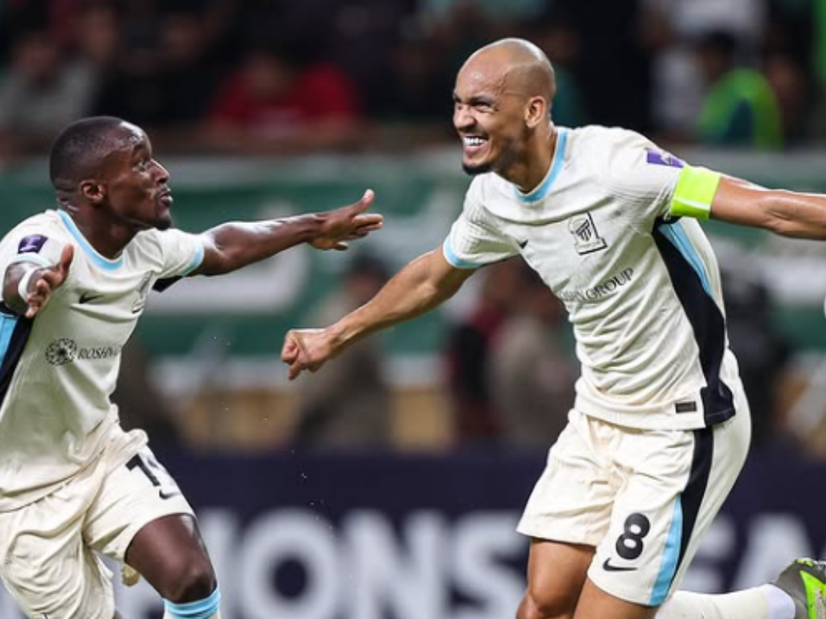 Fabinho pelo Al-Itihhad