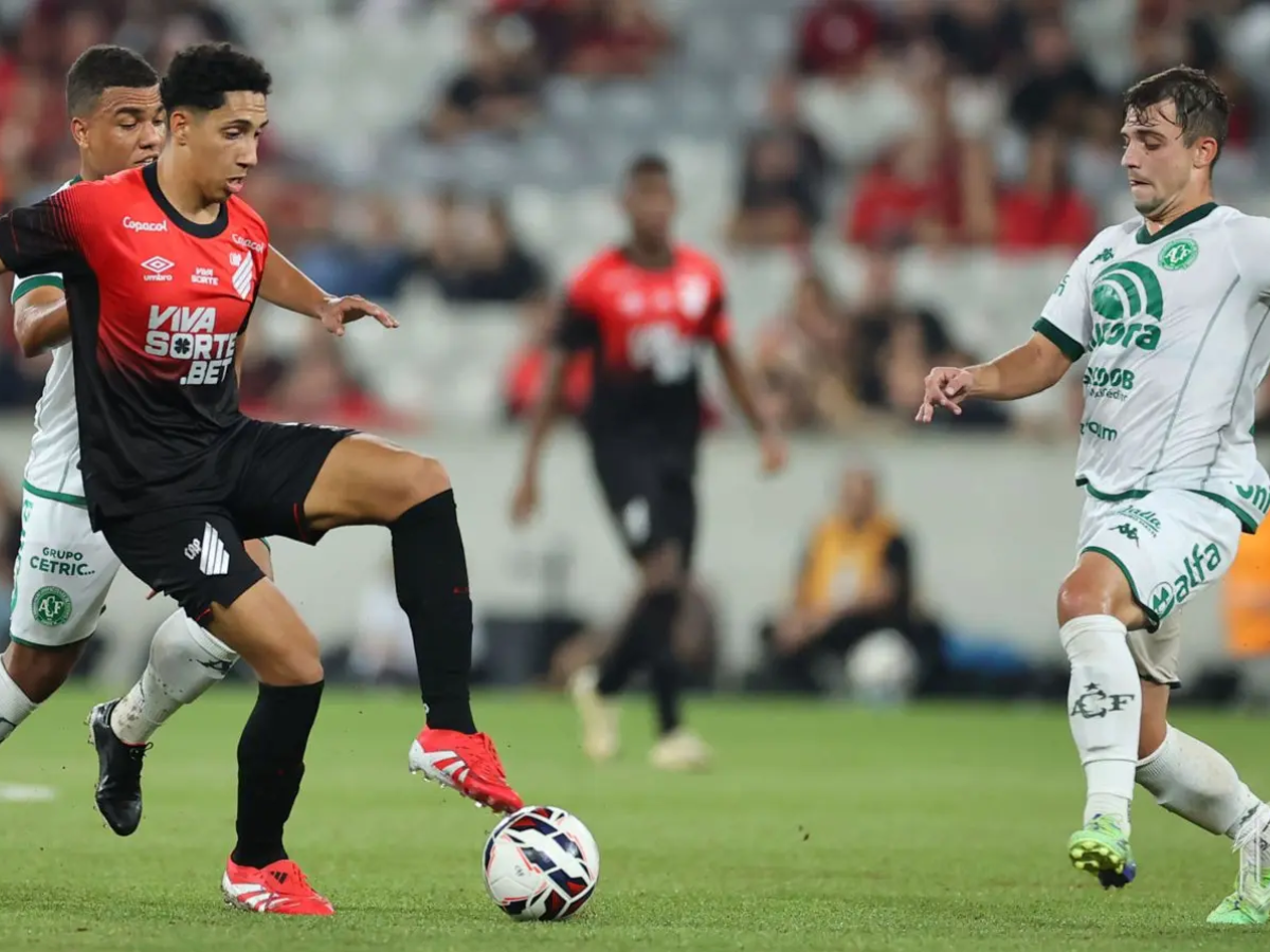 Felipinho pelo Athletico