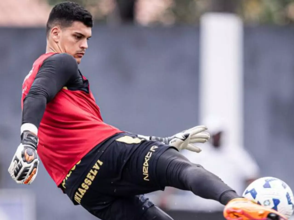 Gabriel Brazão pelo Santos