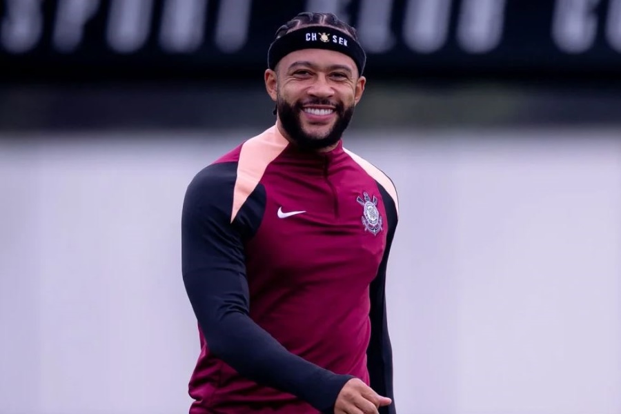 Dirigente do Corinthians revela detalhes da nova proposta feita a Depay