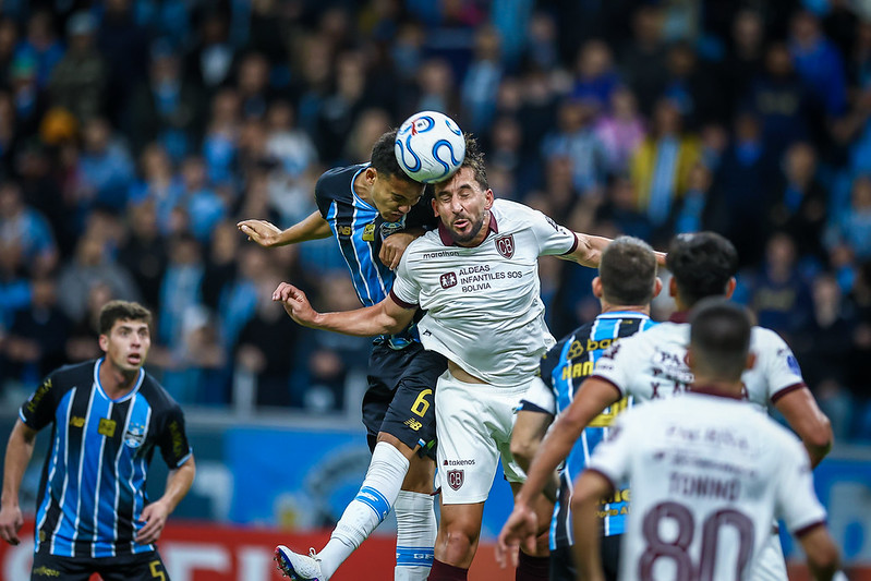 Eliminação do Grêmio na Sul-Americana gera revolta em torcedores