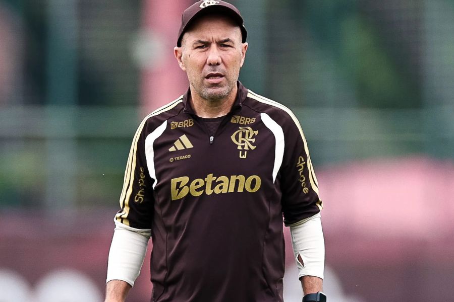 Leonardo Jardim pode ganhar dois reforços internos no Flamengo