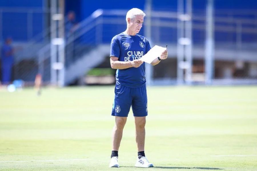 Grêmio descarta ex-São Paulo dos planos para temporada