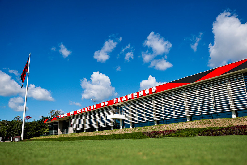 Flamengo avança para contratar meia do Bahia