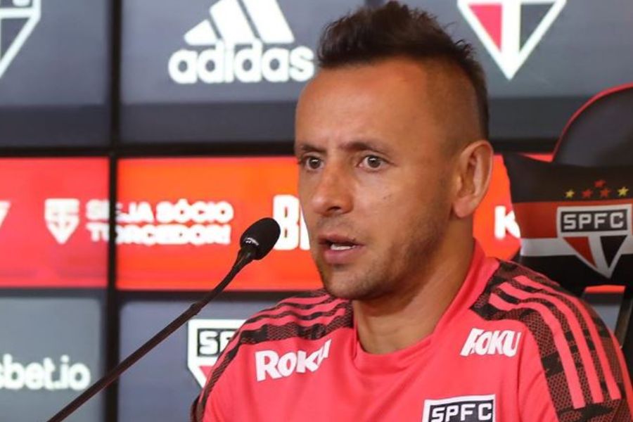 Rafinha faz revelação sobre saída de Alan Franco do São Paulo