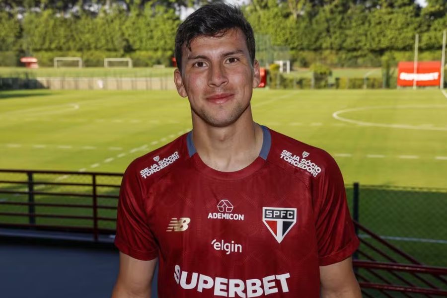 Salário impede Gonzalo Tapia de deixar o São Paulo