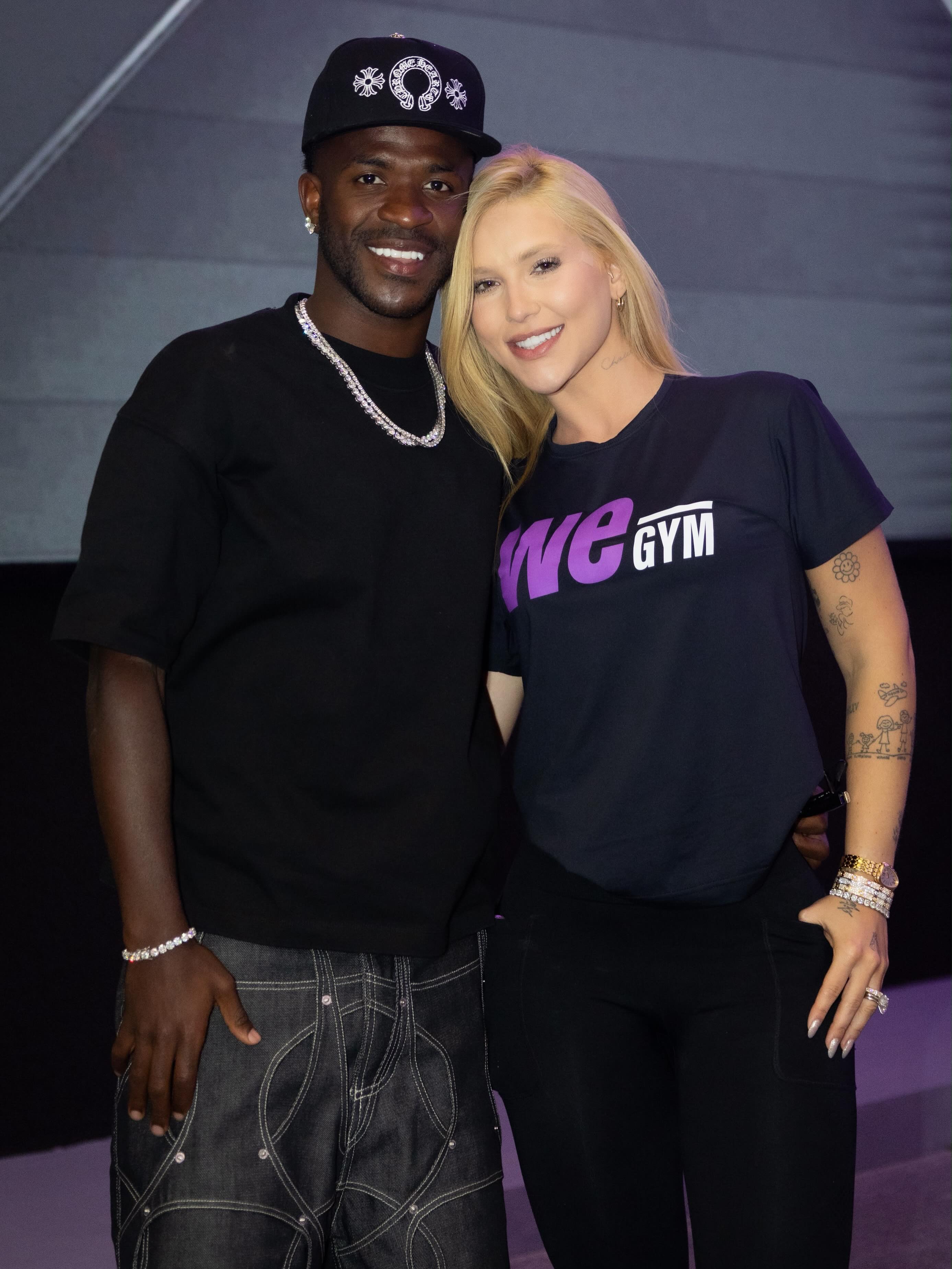 Atitude de Vinicius Jr com Virginia ganha repercussão