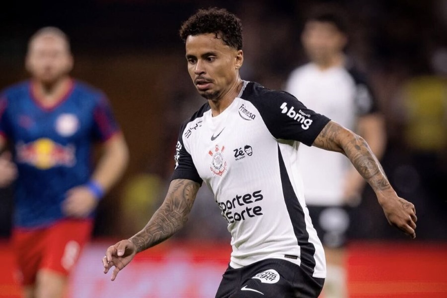 Allan é sincero ao falar sobre o gramado da Neo Quimica Arena