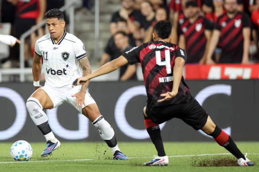 Botafogo x Athletico-PR: veja onde assistir, horário e escalações pelo Brasileirão