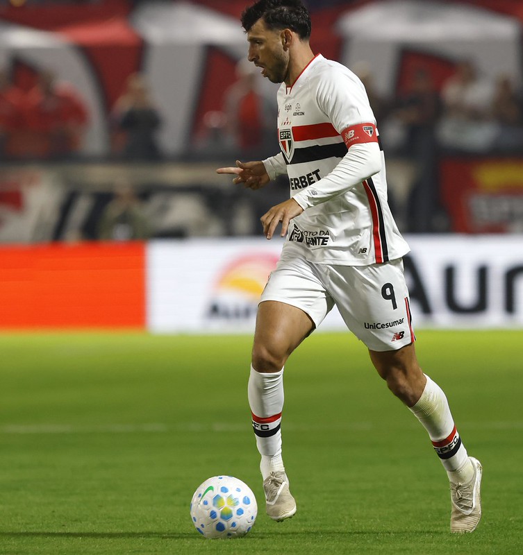 Calleri é sincero ao falar sobre desempenho do São Paulo após novo tropeço