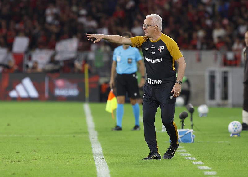 A declaração de Dorival Jr direcionada à torcida do São Paulo