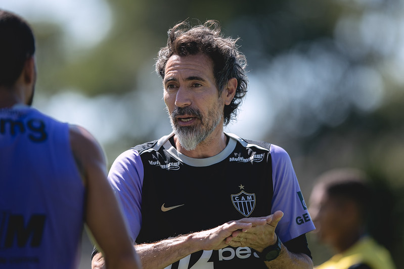 Eduardo Domínguez é sincero sobre controle de jogo do Atlético-MG após empate