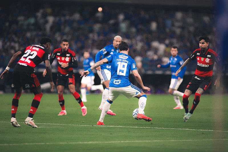A publicação do Flamengo após o empate contra o Cruzeiro, pela Libertadores