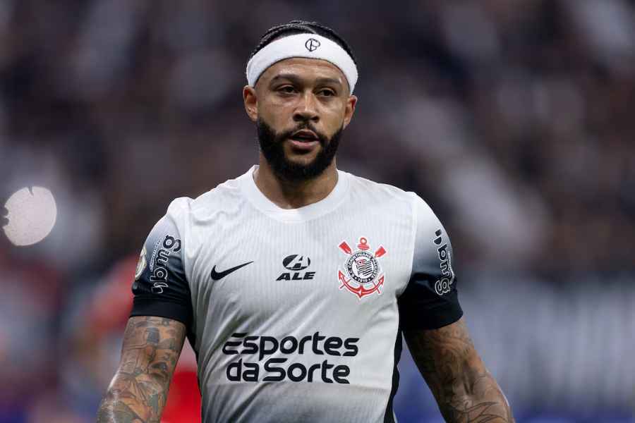 Memphis faz nova proposta ao Corinthians e abre mão de cláusula milionária