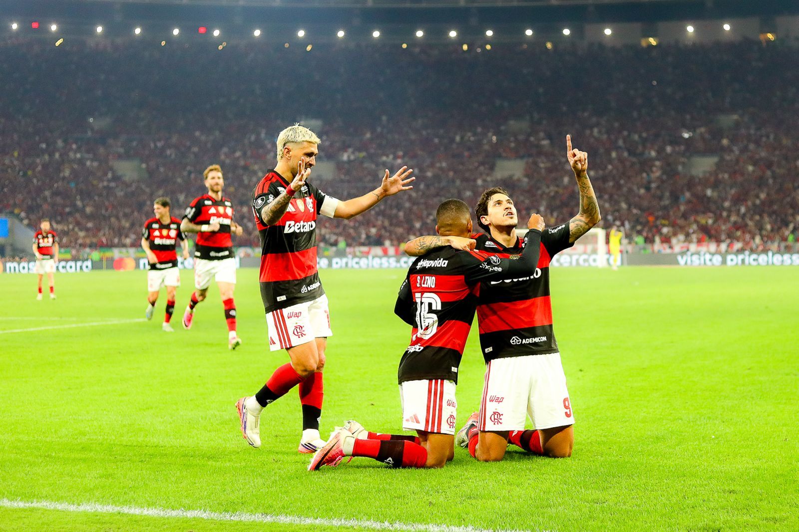 Elenco do Flamengo. Foto: Gilvan de Souza / CRF