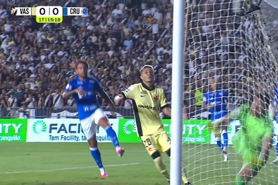 Gol perdido em Vasco x Cruzeiro revolta torcedores