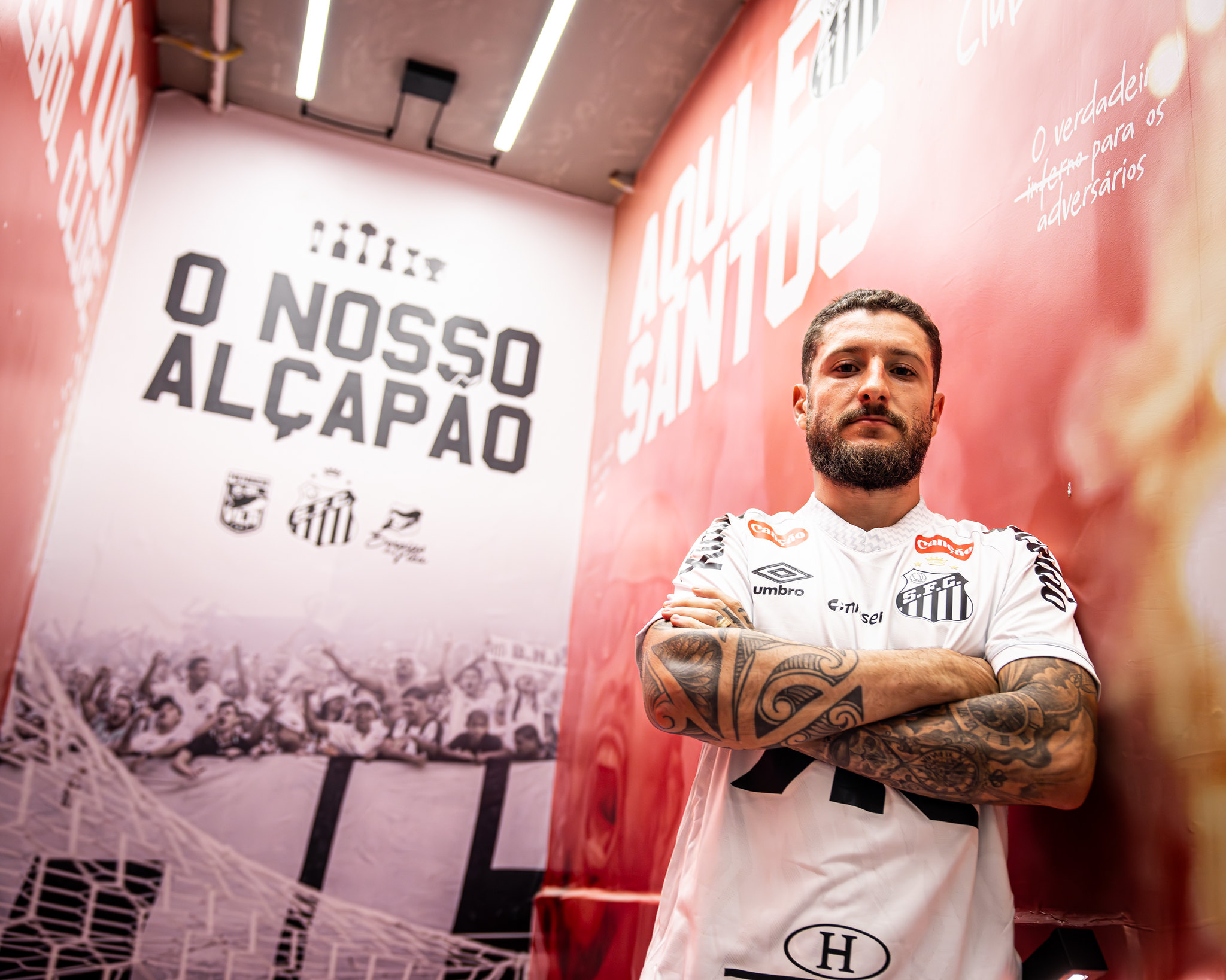 Após rescindir com o Santos, Zé Rafael receberá valor estratosférico do clube Após rescindir com o Santos, Zé Rafael receberá valor estratosférico do clube