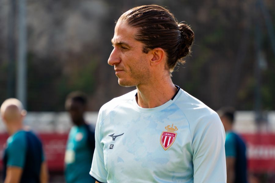 Filipe Luís imparável: Monaco vence mais uma e assume o topo na França Filipe Luís pelo Monaco